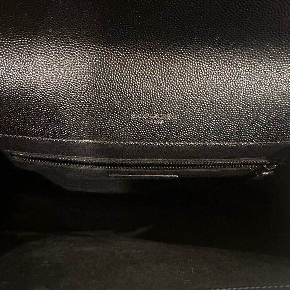 Saint Laurent Large Envelope Calfskin Leather shoulder Bag - Picture 9 of 12